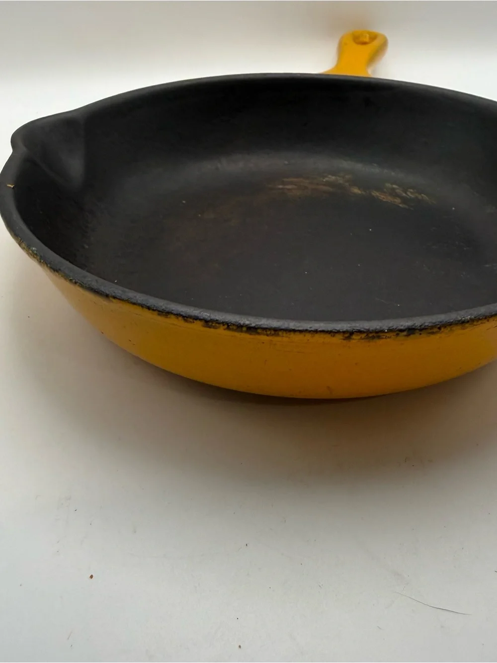Le Creuset Double Spout Enameled Cast Iron Skillet #20 Yellow Vintage